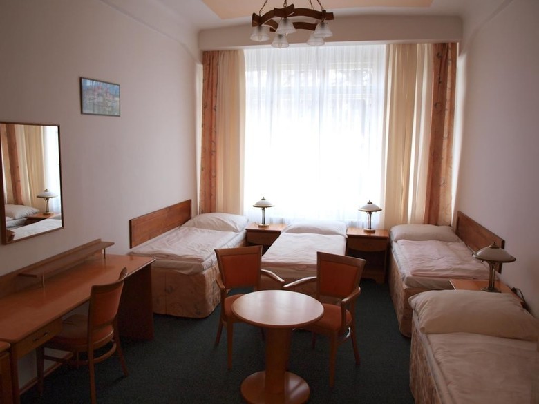 Hotel Penzion Domov Mladeze Jana