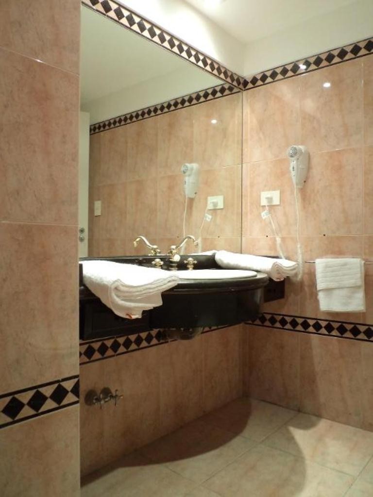 Hotel Nina Suites