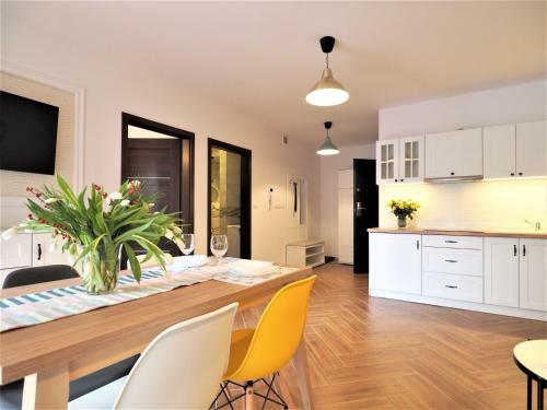 Vip Apartamenty Folk Residence