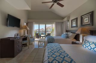 Hotel Cadaques Caribe Resort And Villas