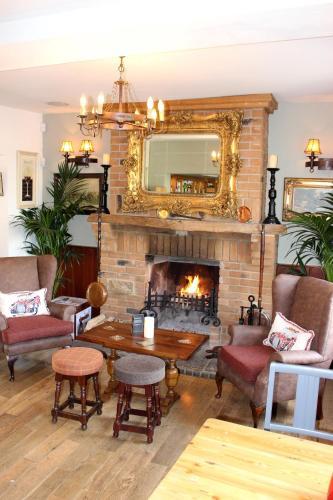 Hotel The Coach And Horses