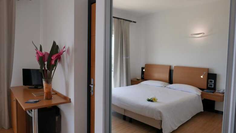 Hotel Villaggio Scoglio Della Galea