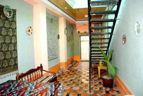 Hostal Poyi Ostona