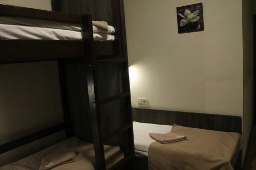 Bed & Breakfast Non-stop Economy Hotel