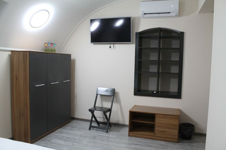 Square Hostel