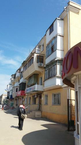 Apartment On Suvorov Avenue 60