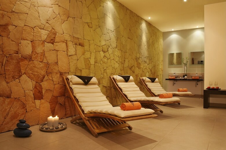 Hotel Melia Tortuga Beach Resort