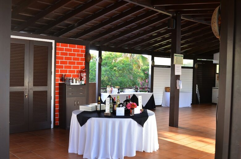 Hotel Melia Tortuga Beach Resort