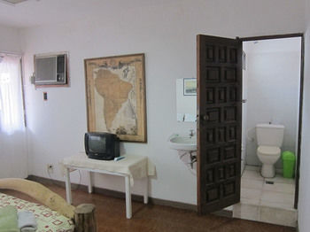 Hotel Hostal Los Aventureros