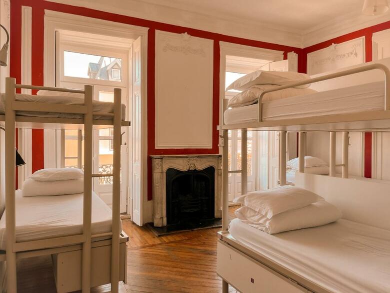 Hotel Hostal Equity Point Lisboa