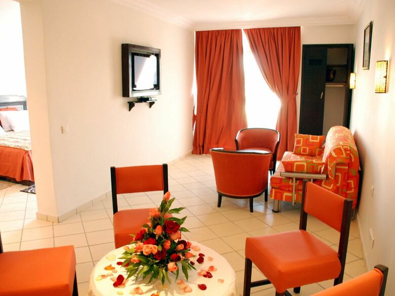 New Farah Hotel