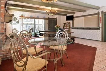 Hotel Svendsgaard`s Danish Lodge-americas Best Value Inn