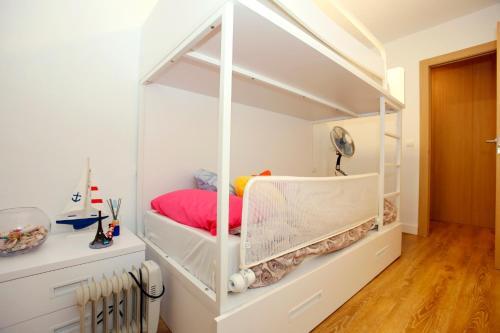 Beachfront Prime Holidays Apartment Bah�a Dej�vea
