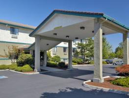 Hotel Super 8 Portland Airport