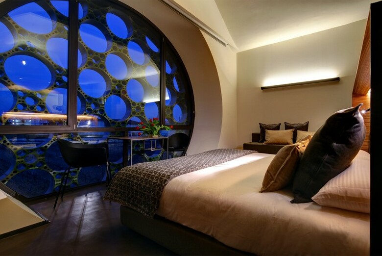 Cava & Hotel Mastinell