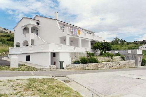 Apartment Metajna 4127b