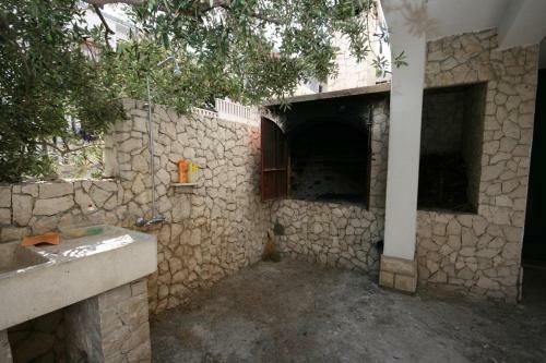 Apartment Arbanija 4646c