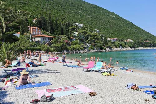 Apartment Trpanj 258d