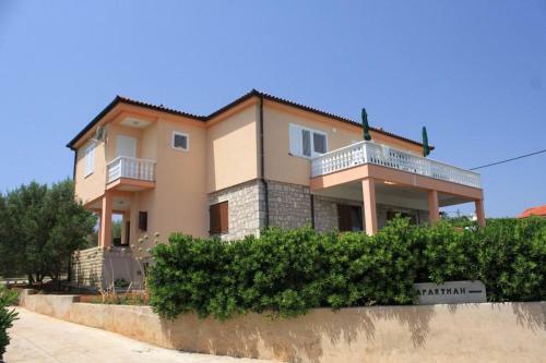 Apartment Ugljan 829b