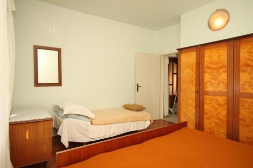 Apartment Ugljan 8304b