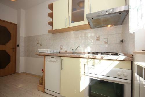 Apartments With A Parking Space Valica (umag) - 7122