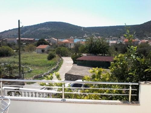 Apartments With A Parking Space Vinisce (trogir) - 12248