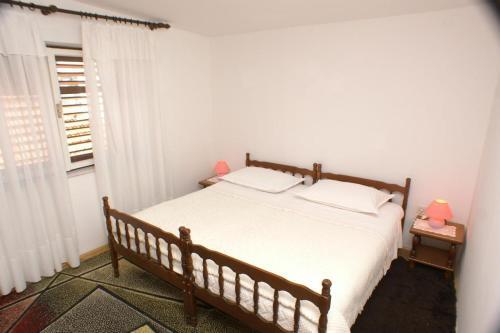 Apartment Vinisce 4288b