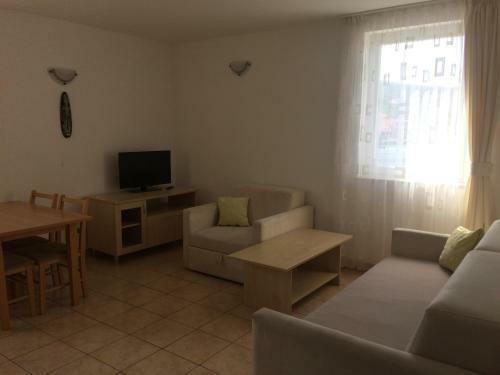 Apartments Jakov