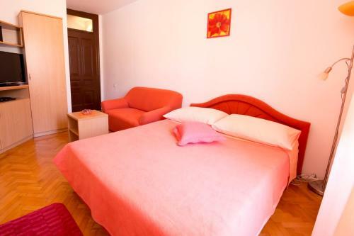 Hostal Apartment And Room Daria