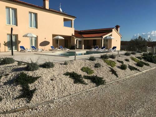 Villa Anima