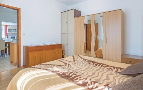 Four-bedroom Apartment In Vodnjan