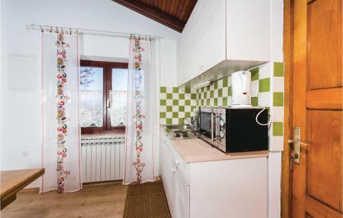 One-bedroom Holiday Home In Pobri
