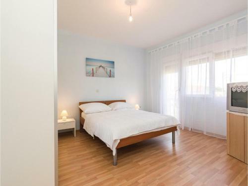 Two-bedroom Apartment In Poljica