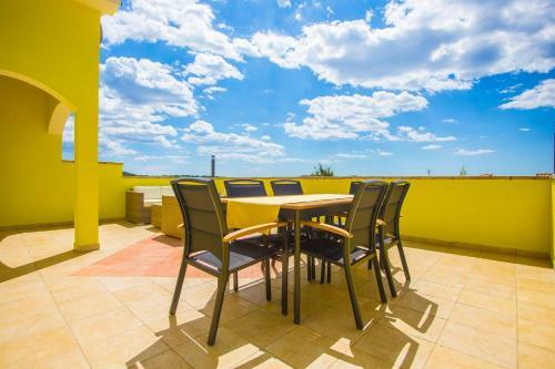 Hostal Apartment Complex Villa Andrea