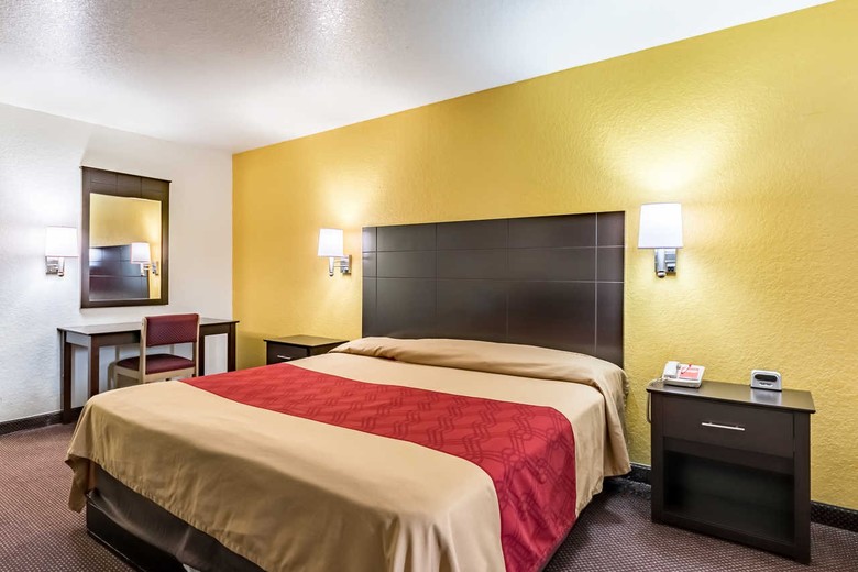 Hotel Econo Lodge Near Seaworld