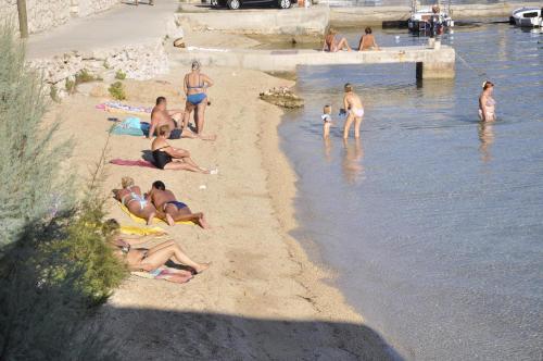 Apartments By The Sea Barbat (Rab) - 14512