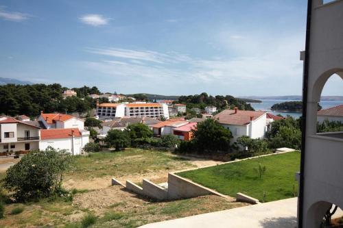 Apartments With A Parking Space Banjol (Rab) - 5022