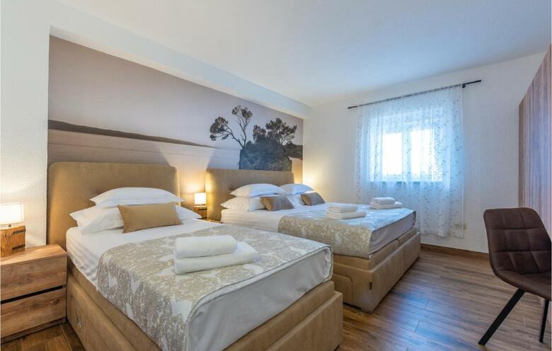 Holiday Home Sestanovac Put Zezevice