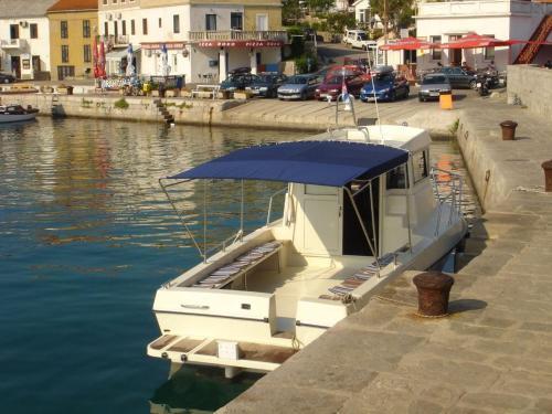 Apartments In Silo/insel Krk 13442