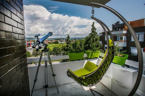 Apartment Val - Private Spa- Jacuzzi, Infrared Sauna, Breakfast, Parking With Video Surveillance, Entry With Pin 0 - 24h, Book Without Credit Card