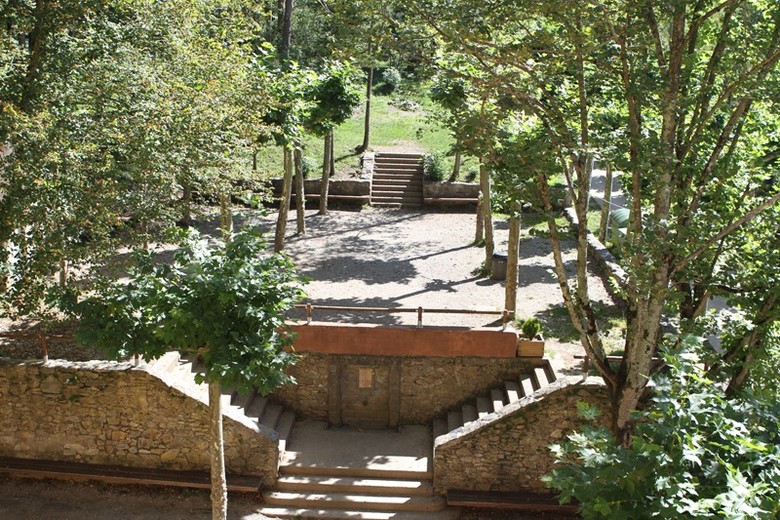 Albergue Roques Blanques