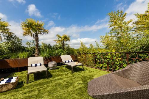 Villa Borobil: Heated Pool, Barbecue & Gardens