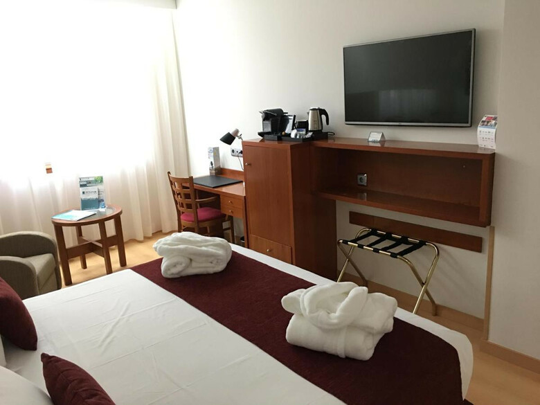 Hotel Ilunion Les Corts Spa