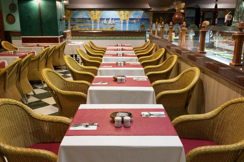 Hotel Ilunion Les Corts Spa