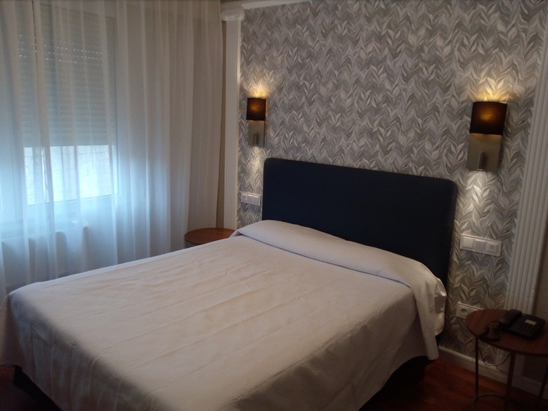 Hotel Corona De Castilla