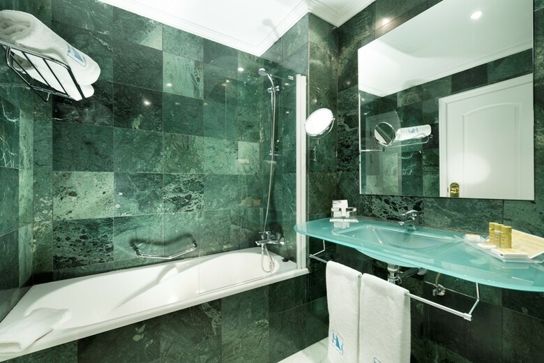 Hotel Exe Las Adelfas