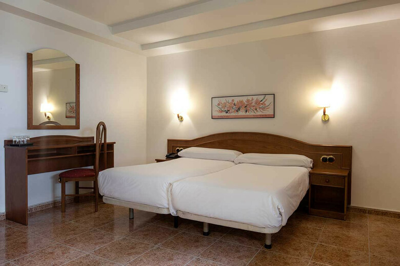 Hotel C�rvol By Nexta