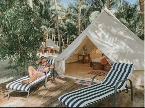 Glamping Siquijor By The Beach
