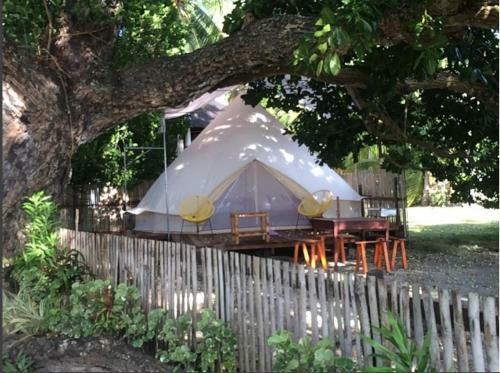 Glamping Siquijor By The Beach