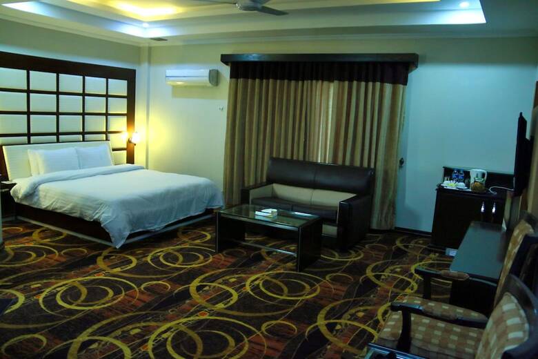 Hostal Hotel One Abbottabad